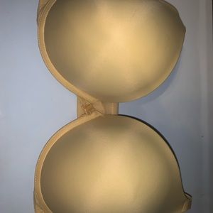 VS Pink Everywhere push-up bra